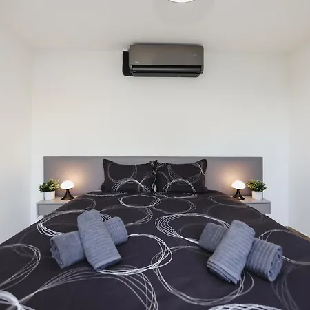 Le Naturiste Loft With Jacuzzi *