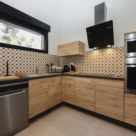 Vakantiehuis Le Naturiste Loft With Jacuzzi