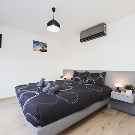 Le Naturiste Loft With Jacuzzi *